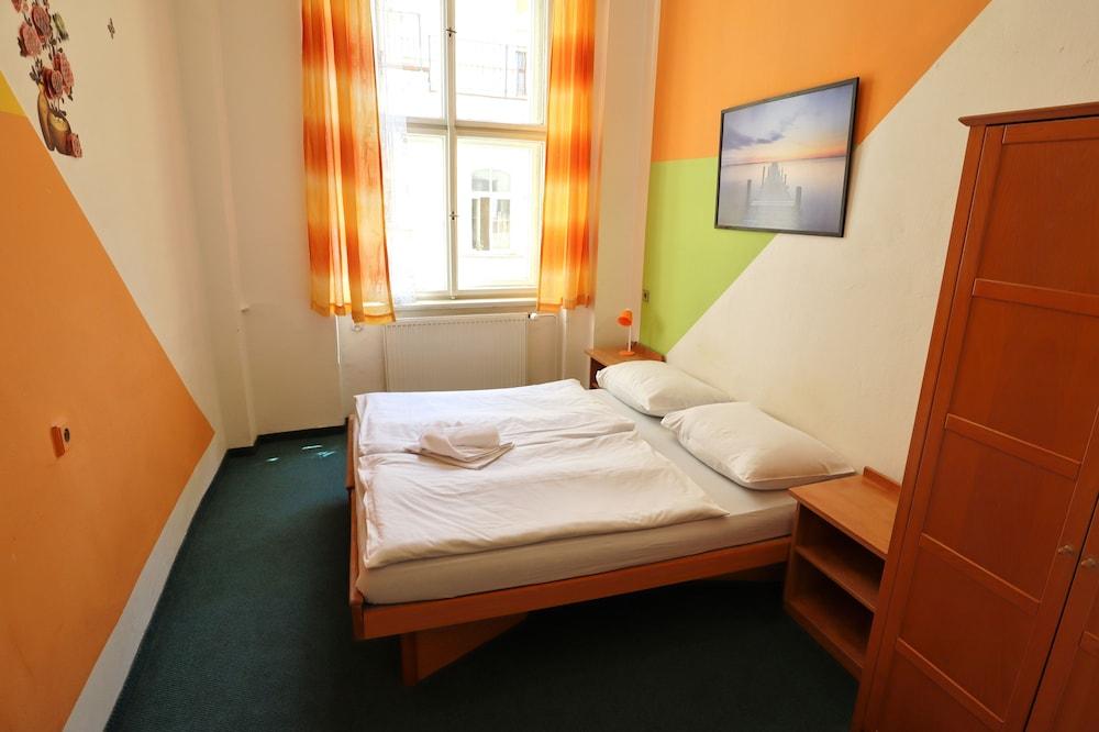 A Plus Hostel - Centrum Prága Kültér fotó